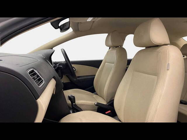 Used Volkswagen Vento [2015-2019] Highline Plus 1.5 AT (D) 16 Alloy in Hyderabad