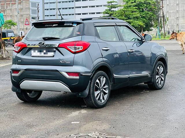 Used Mahindra XUV300 [2019-2024] 1.5 W8 (O) [2019-2020] in Vadodara