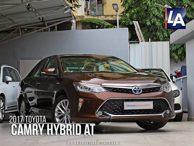 Used 2017 Toyota Camry in Kolkata