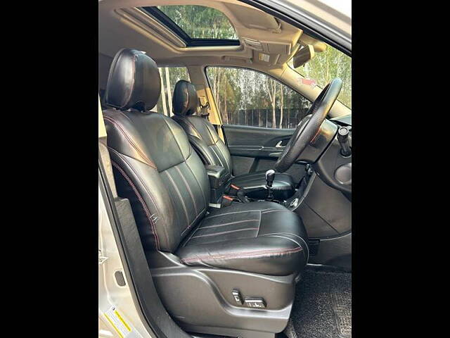 Used Mahindra XUV500 [2015-2018] W10 Black Interiors [2017] in Ahmedabad