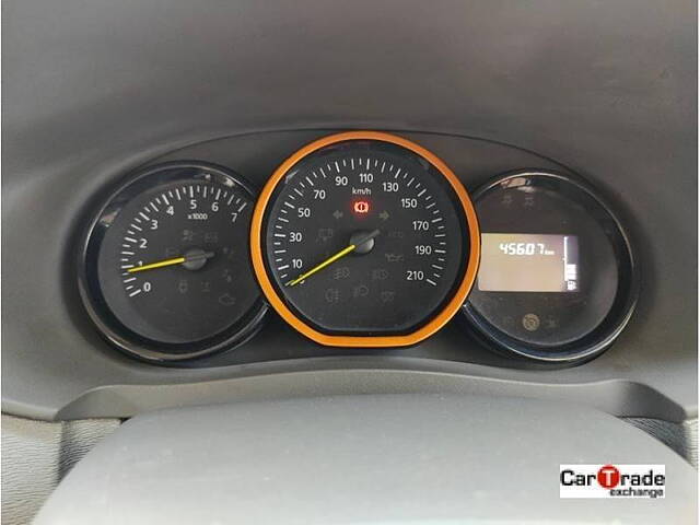 Used Renault Lodgy 110 PS World Edition 8 STR in Pune