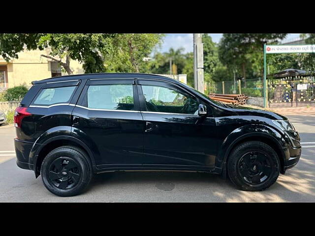 Used Mahindra XUV500 W7 [2018-2020] in Ahmedabad