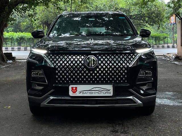 Used 2023 MG Hector Plus in Delhi