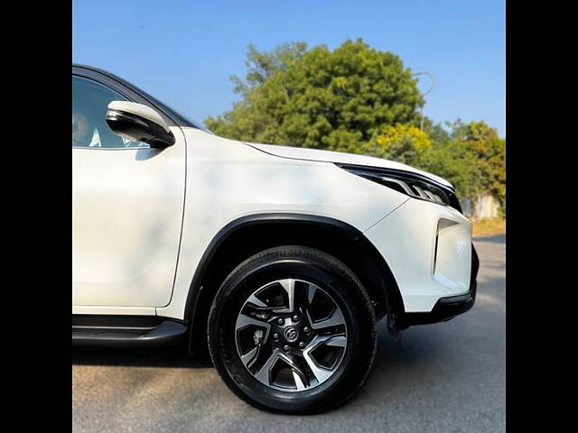 Used Toyota Fortuner 4X2 AT 2.8 Legender in Delhi