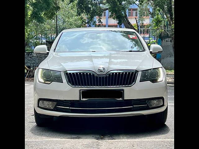 Used 2014 Skoda Superb in Lucknow