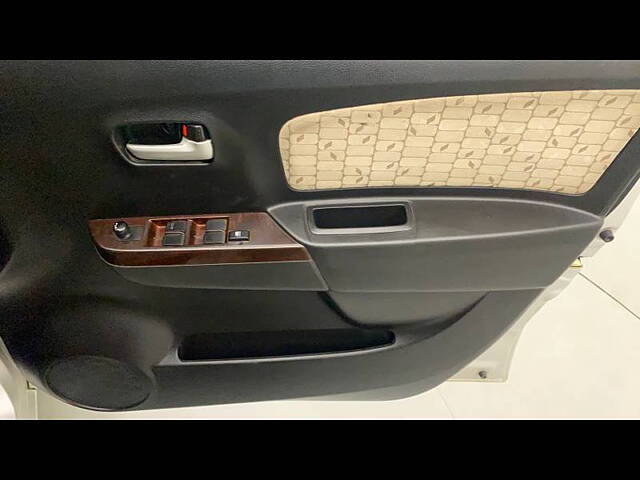 Used Maruti Suzuki Wagon R 1.0 [2014-2019] VXI AMT in Mumbai