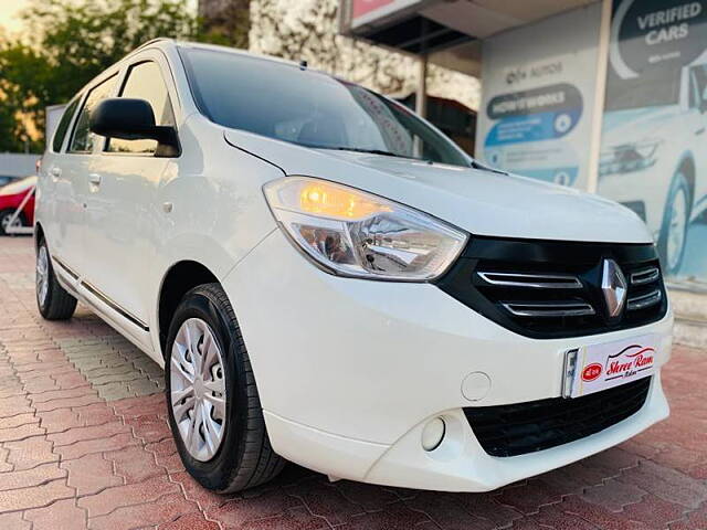 Used Renault Lodgy 85 PS RxE 8 STR in Ahmedabad