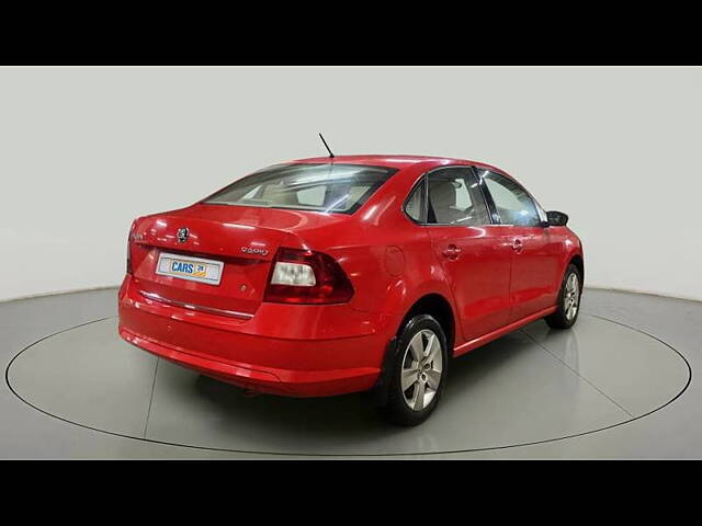 Used Skoda Rapid Style 1.6 MPI in Mumbai