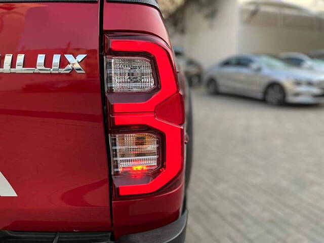 Used Toyota Hilux High 4X4 AT in Delhi