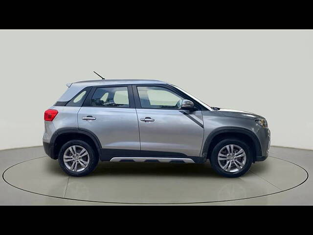 Used Maruti Suzuki Vitara Brezza [2016-2020] ZDi Plus in Ahmedabad