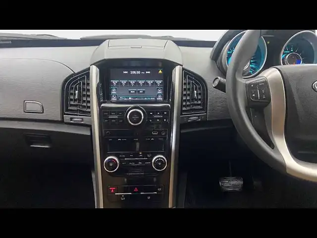 Used Mahindra XUV500 W7 AT [2018-2020] in Delhi