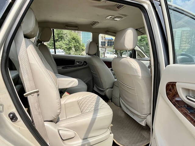 Used Toyota Innova [2013-2014] 2.5 VX 7 STR BS-IV in Delhi