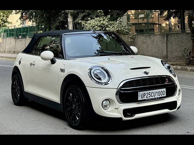 Used MINI Cooper Convertible S in Delhi