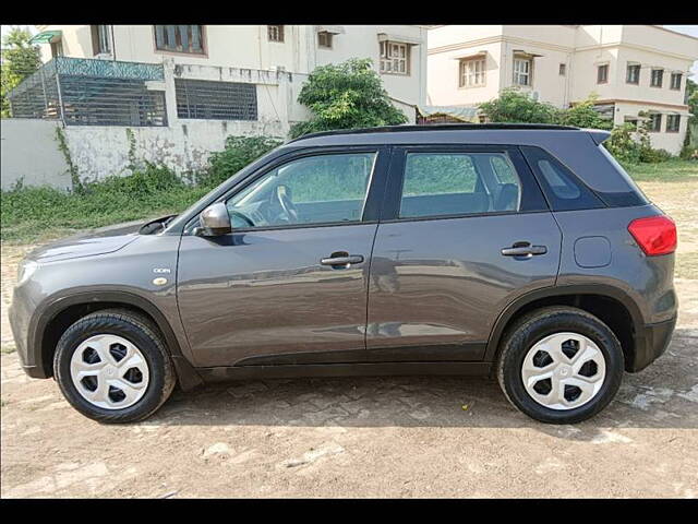 Used Maruti Suzuki Vitara Brezza [2016-2020] VDi in Ahmedabad