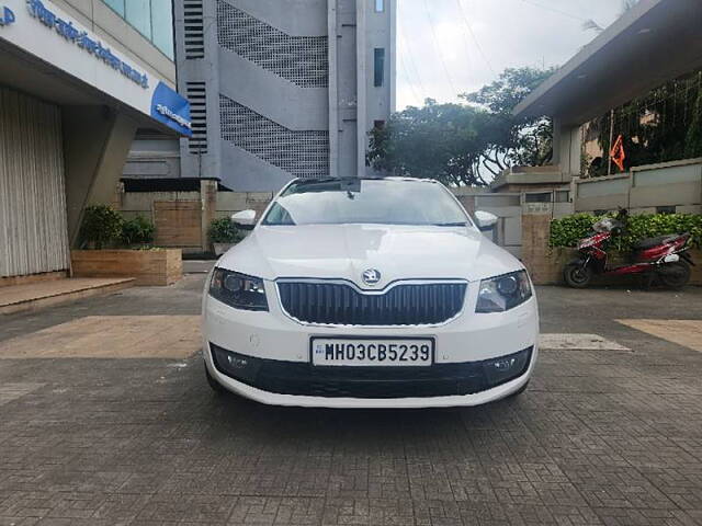 Used 2016 Skoda Octavia in Mumbai