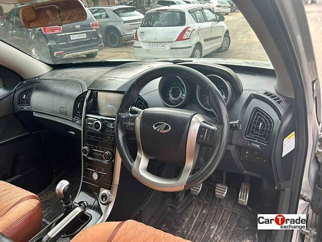 Used Mahindra XUV500 W11 in Jaipur