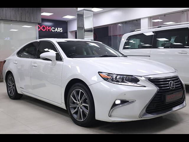 Used Lexus ES [2017-2018] 300h in Chennai