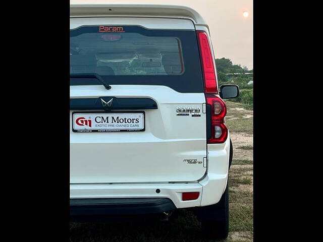 Used Mahindra Scorpio S11 MT 7S CC in Ahmedabad