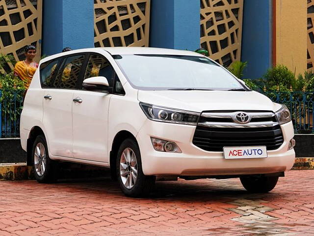 Used Toyota Innova Crysta [2016-2020] 2.4 V Diesel in Kolkata