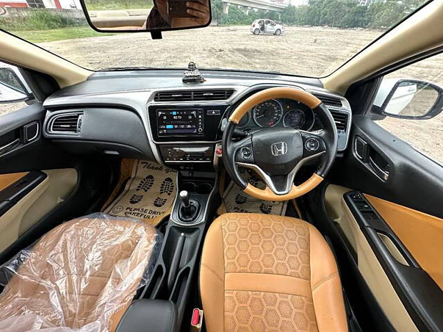 Used Honda City 4th Generation V Petrol [2017-2019] in Delhi