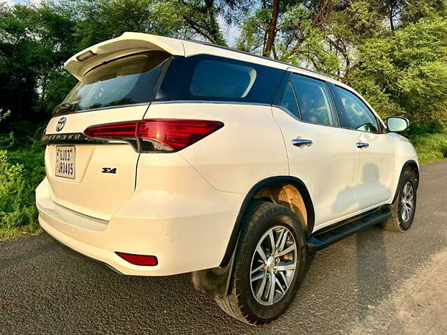 Used Toyota Fortuner [2016-2021] 2.8 4x4 AT [2016-2020] in Ahmedabad