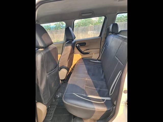 Used Mahindra TUV300 [2015-2019] T6 in Mumbai