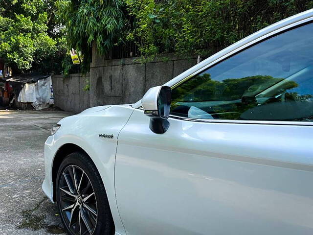 Used Toyota Camry Hybrid in Delhi