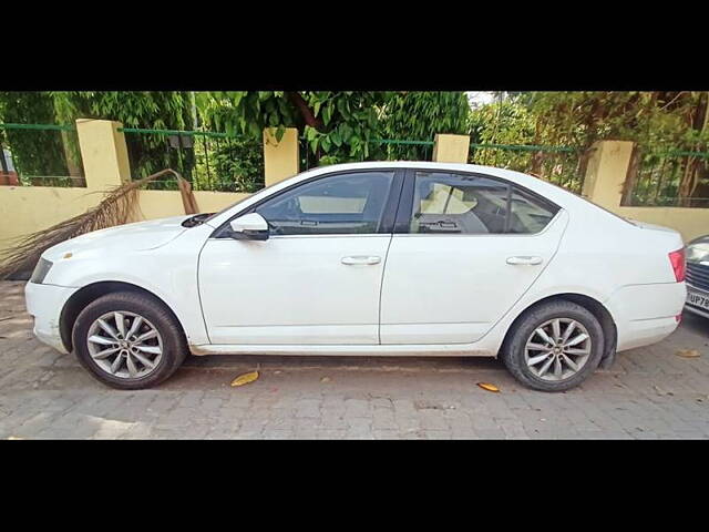 Used Skoda Octavia [2013-2015] Ambition 2.0 TDI AT in Kanpur