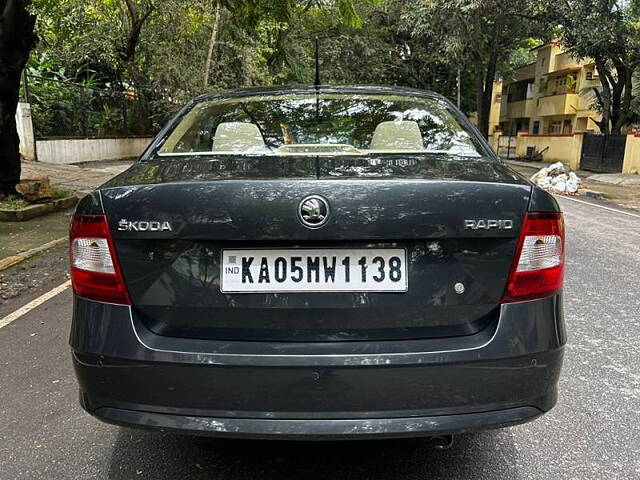 Used Skoda Rapid Ambition 1.6 MPI AT in Bangalore