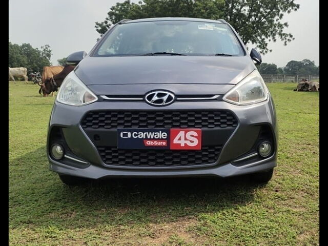 Used 2018 Hyundai Grand i10 in Ahmedabad