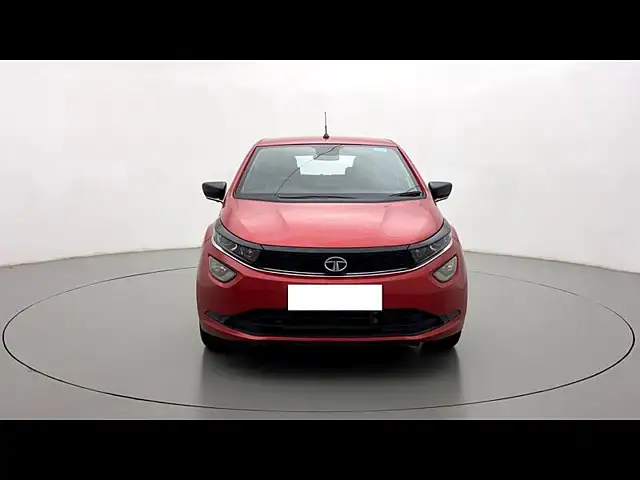 Used 2020 Tata Altroz in Delhi