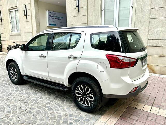 Used Isuzu MU-X [2017-2018] 4x4 in Delhi