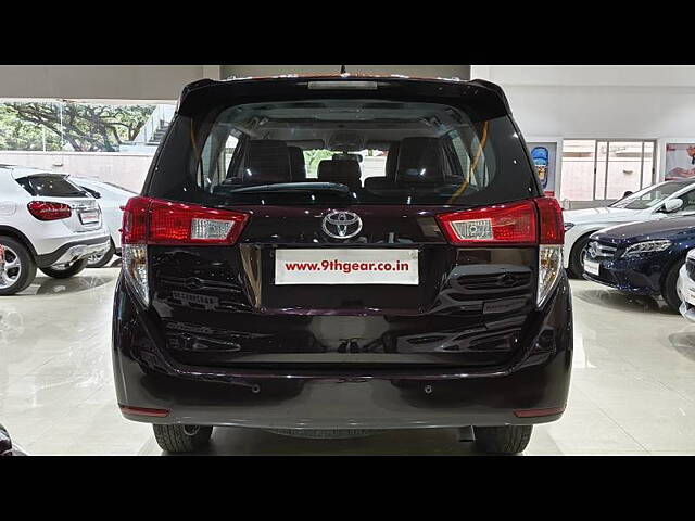 Used Toyota Innova Crysta [2016-2020] 2.4 V Diesel in Bangalore