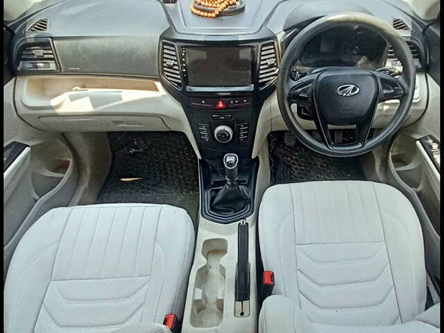 Used Mahindra XUV300 [2019-2024] 1.5 W4 [2019-2020] in Kanpur