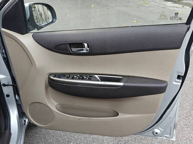 Used Hyundai i20 [2012-2014] Sportz (AT) 1.4 in Dehradun