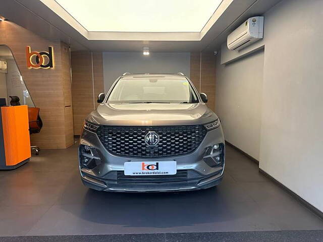 Used 2022 MG Hector Plus in Mumbai