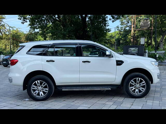 Used Ford Endeavour [2016-2019] Titanium 3.2 4x4 AT in Chandigarh