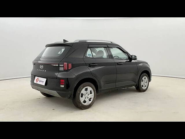 Used Hyundai Venue [2022-2023] SX 1.2 Petrol in Lucknow