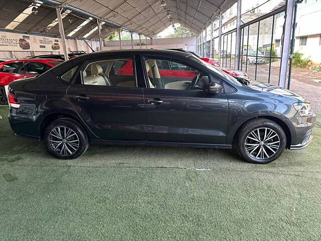 Used Volkswagen Vento [2015-2019] Highline Plus 1.2 (P) AT 16 Alloy in Bangalore