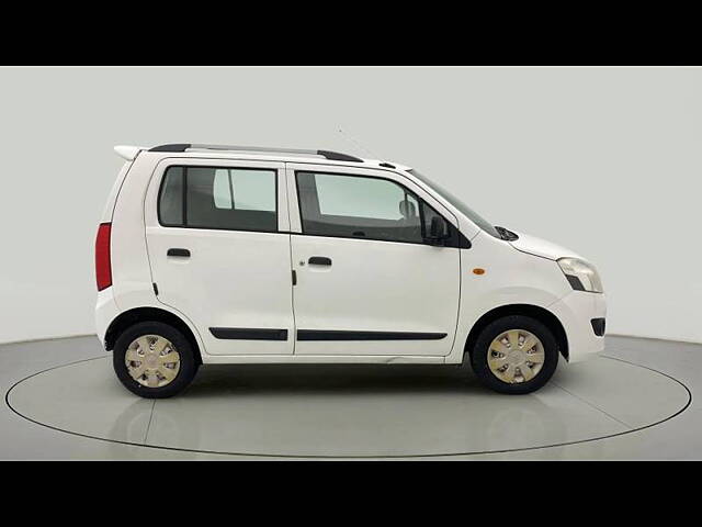 Used Maruti Suzuki Wagon R 1.0 [2014-2019] LXI in Ahmedabad