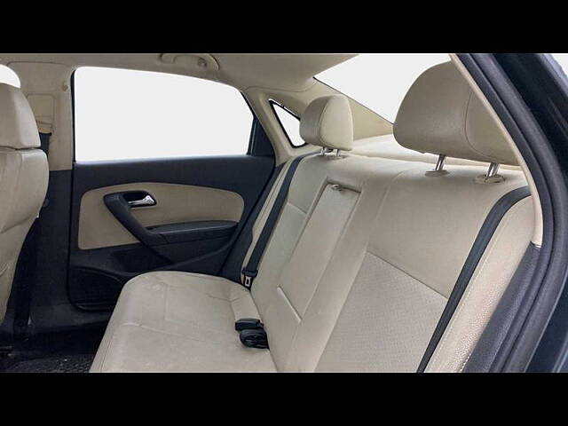 Used Skoda Rapid Style 1.6 MPI AT in Hyderabad