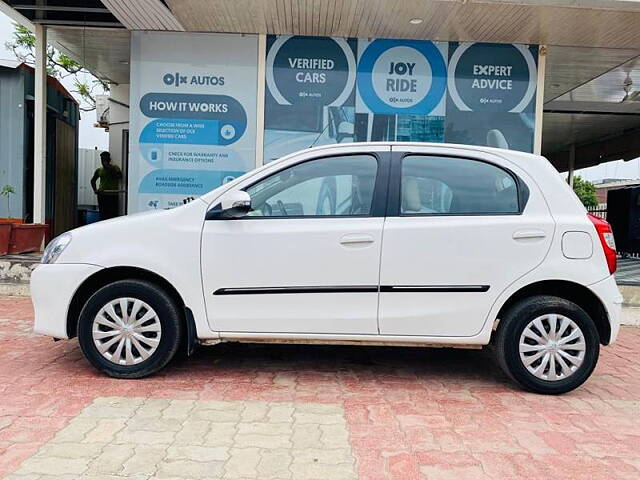 Used Toyota Etios Liva [2013-2014] V in Ahmedabad