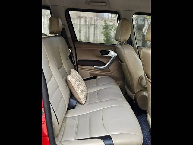 Used Mahindra TUV300 [2015-2019] T8 AMT in Gurgaon