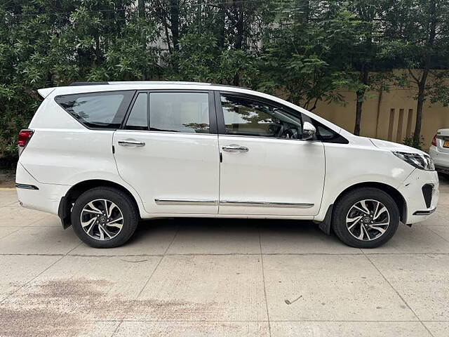 Used Toyota Innova Crysta [2016-2020] 2.4 G 7 STR [2016-2017] in Hyderabad