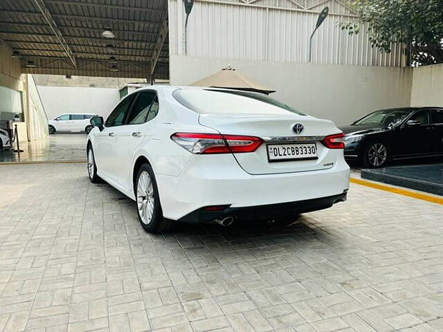 Used Toyota Camry Hybrid in Delhi