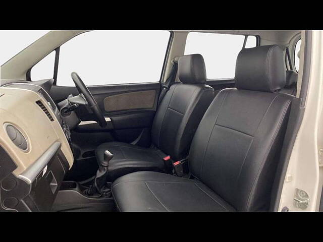 Used Maruti Suzuki Wagon R 1.0 [2014-2019] LXI in Ahmedabad