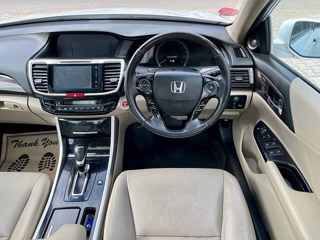 Used Honda Accord Hybrid in Delhi