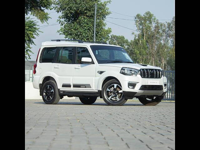 Used Mahindra Scorpio S11 MT 7S in Karnal