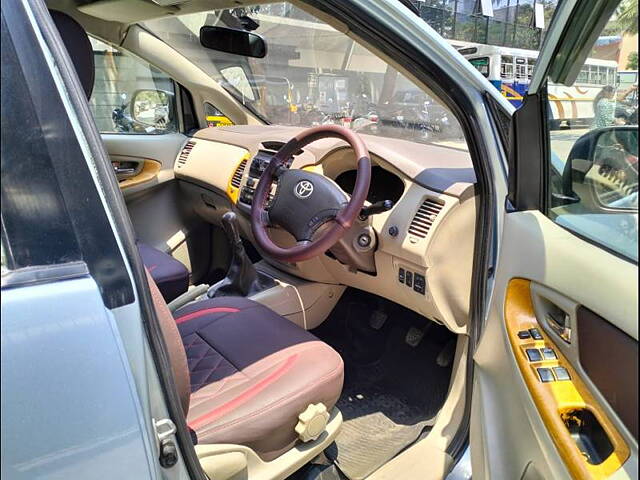 Used Toyota Innova [2005-2009] 2.5 V 7 STR in Mumbai