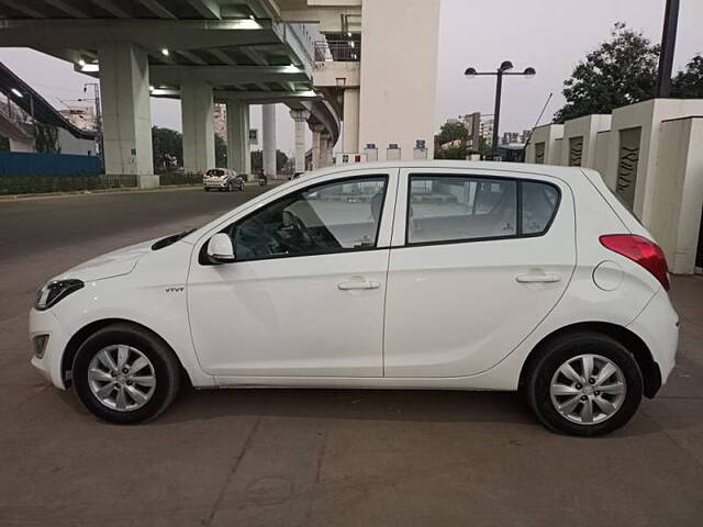 Used Hyundai i20 [2010-2012] Sportz 1.2 BS-IV in Ahmedabad